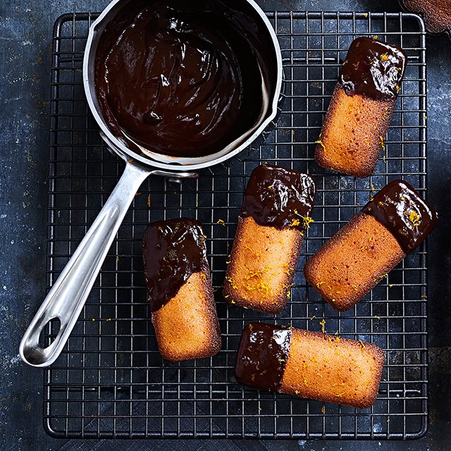 Financiers (almond cakes) - organic baking mix